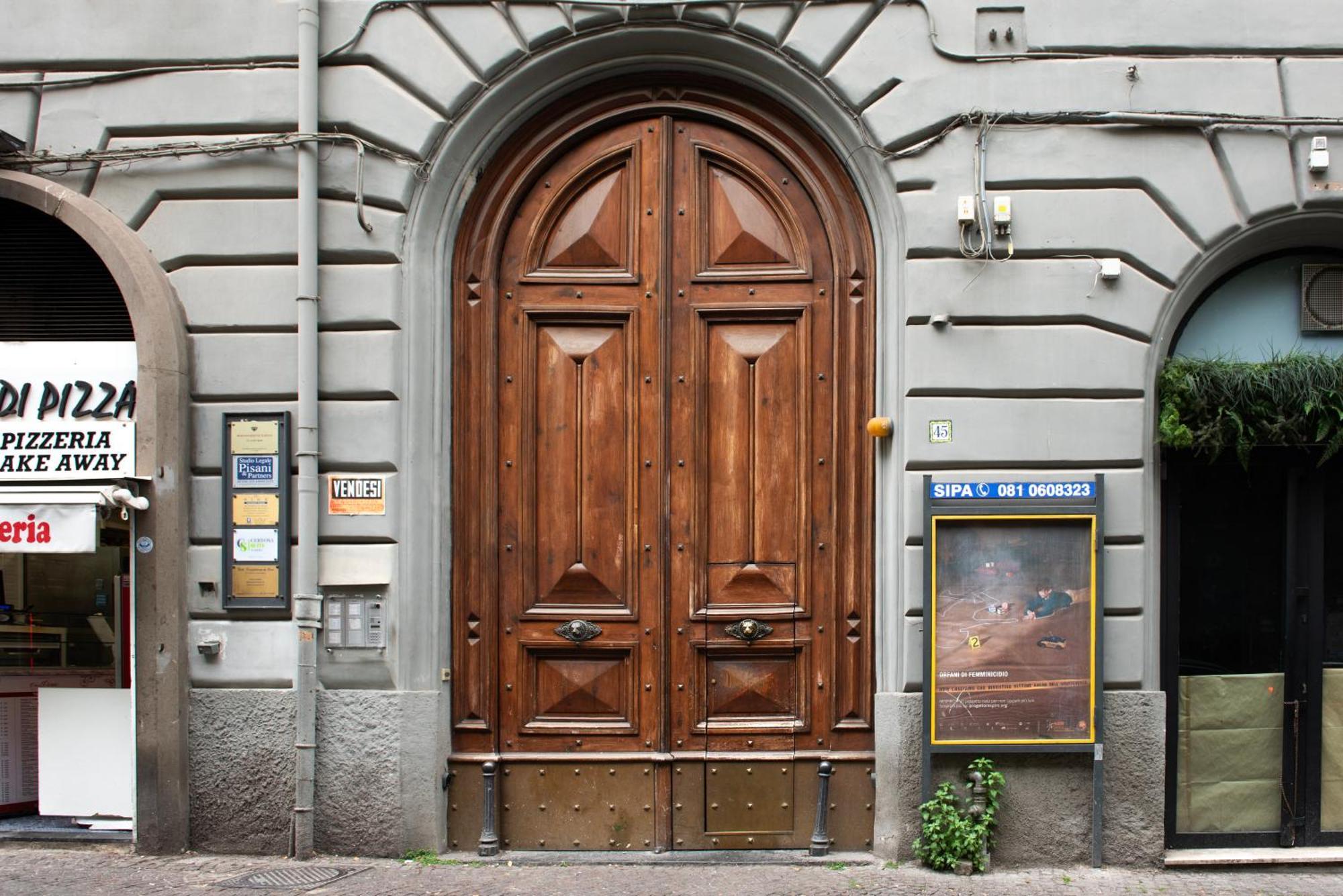Certosa Suite Neapel Exterior foto