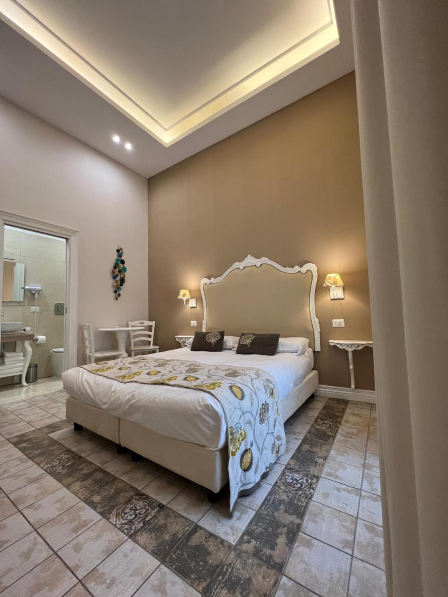 Certosa Suite Neapel Exterior foto