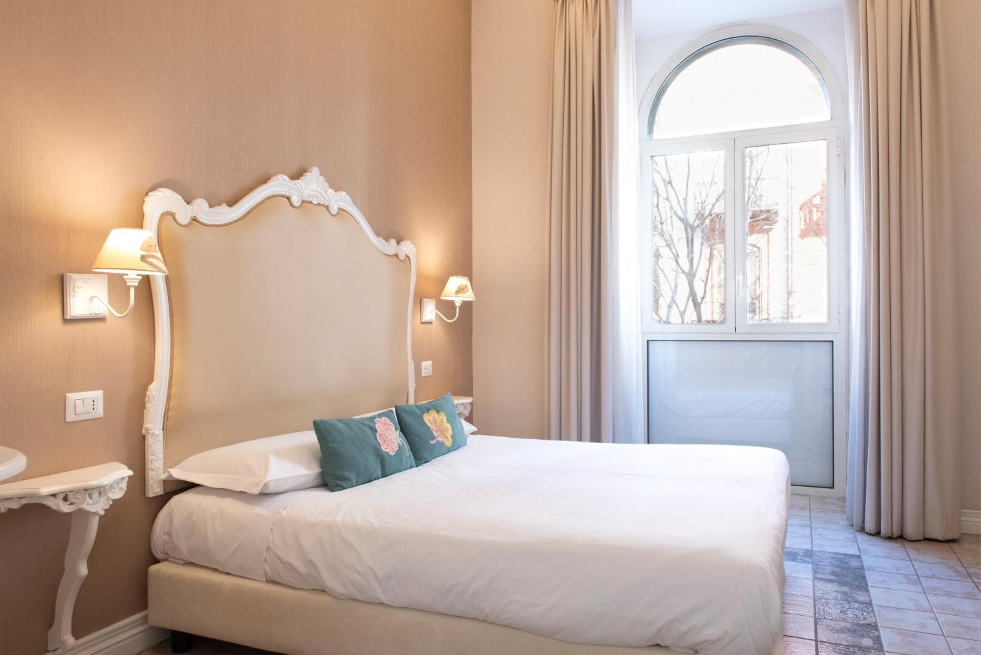 Certosa Suite Neapel Exterior foto