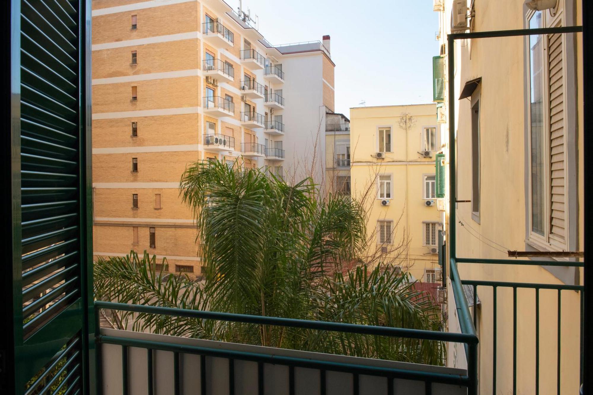 Certosa Suite Neapel Exterior foto